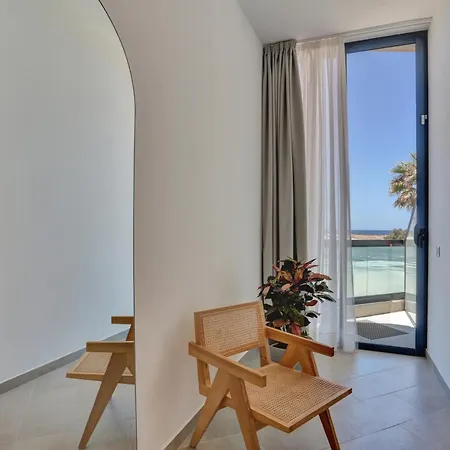 Kokomo Beachfront
