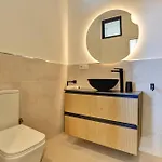아파트 Kokomo Beachfront *
